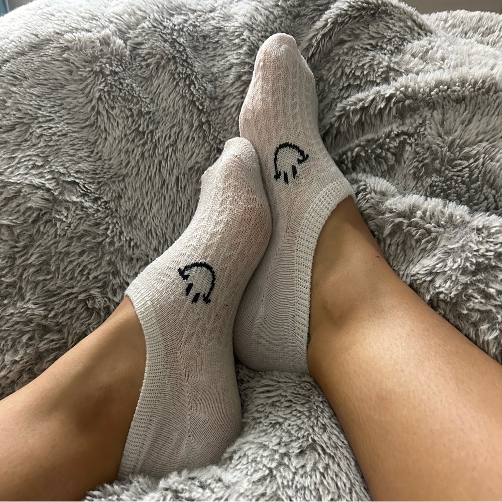 White well-loved Ankle Socks💞